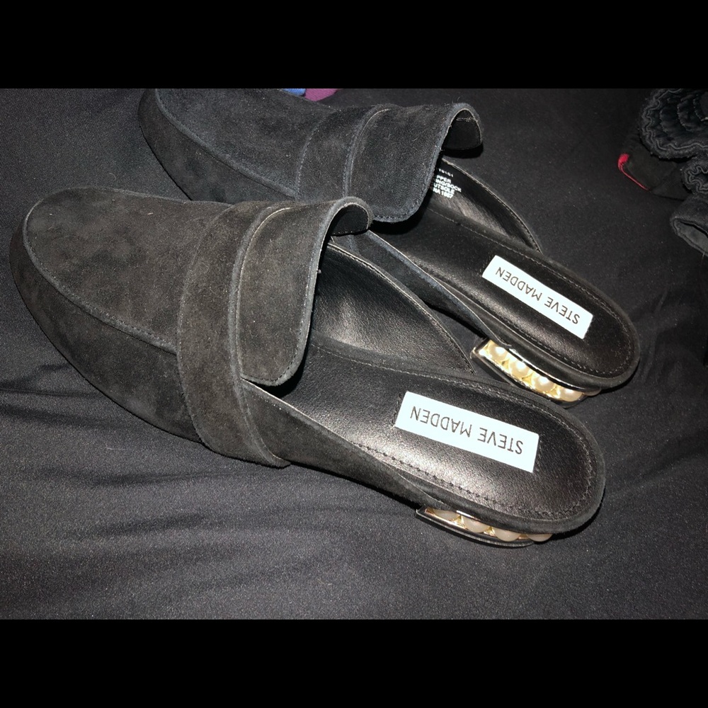 Black Steve Madden mules